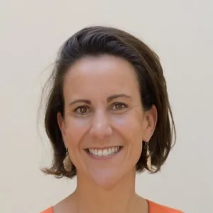 Isabelle Pelly